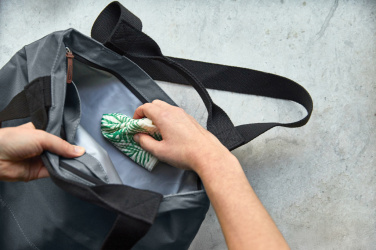 Logotrade Firmengeschenke das Foto: Black+Blum isolierte 16L Trage- & Kühltasche