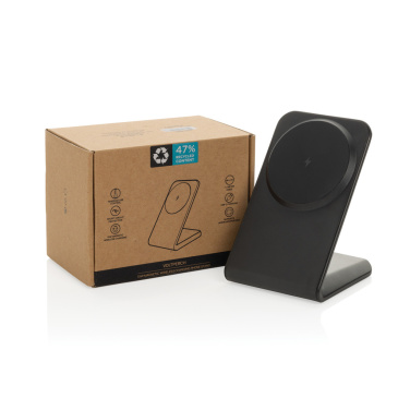 Logotrade Werbegeschenke das Foto: VoltPerch 15W magnetischer Wireless Charger aus RCS rec. ABS