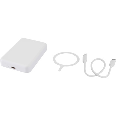 Logotrade Firmengeschenke das Foto: Acrab 15 W 5.000 mAh magnetische kabellose Powerbank mit 20 W PD aus recyceltem Kunststoff