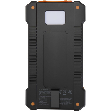 Logotrade Werbegeschenke das Foto: Altair 10 W 5000 mAh robuste Solar Powerbank aus recyceltem Kunststoff mit integrierter Taschenlampe