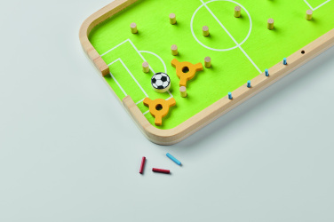 Logotrade Geschäftsgeschenke das Foto: Fußballspiel aus Holz