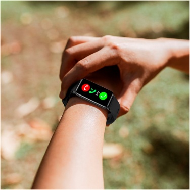 Logotrade promotional product picture of: Prixton AT806 multisport smartband with GPS