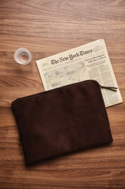 Logotrade promotional product picture of: VINGA Hunton laptop case