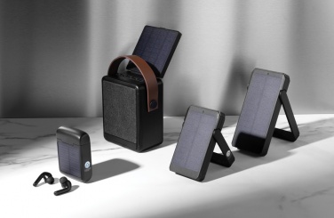 Logo trade promotional gifts picture of: Skywave RCS recycled plastic solar powerbank 10000 mAh