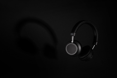 Logo trade business gifts image of: Swiss Peak wireless headphone V3