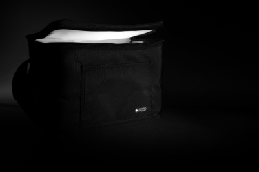 Logotrade promotional merchandise picture of: Swiss Peak AWARE™ 1200D deluxe 8 can cooler bag