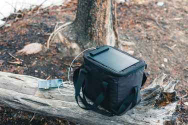 Logo trade corporate gifts picture of: Pedro AWARE™ RPET deluxe cooler bag with 5W solar panel