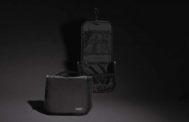 Logotrade promotional giveaway image of: Swiss Peak Lohan AWARE™ Toiletry bag