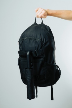 Logotrade promotional item image of: Yara 21" AWARE™ RPET solid colour umbrella with carabiner