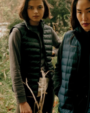 Logo trade promotional gift photo of: Iqoniq Meru women recycled polyester bodywarmer