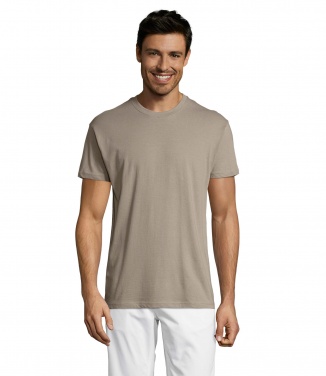 Logotrade corporate gift picture of: REGENT Uni T-Shirt 150g