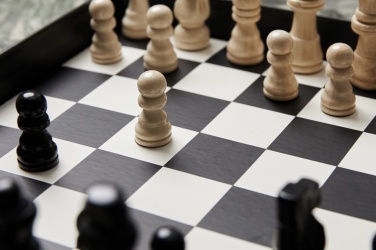 Logo trade reklaamtoote pilt: VINGA Chess kohvilauamäng