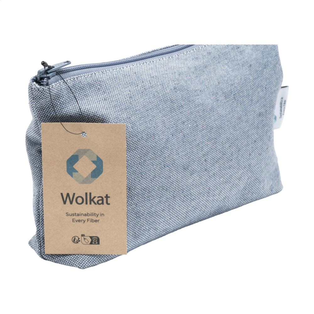 Logo trade meene pilt: Wolkat Safi taaskasutatud tekstiilist kosmeetikakott