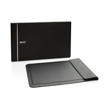 Logotrade ärikingituse foto: Swiss Peak 15W magnetilise laadimisega sülearvutiümbris 14-15,6"