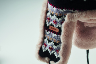 Logotrade ärikingitused pilt: Kootud müts klappidega YULONG