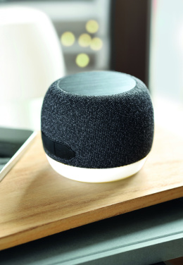 Logotrade firmakingituse foto: 15W juhtmevaba laadijaga kõlar LISTOO+