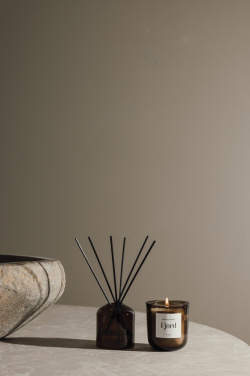 Logo trade firmakingid foto: VINGA Nordic essence komplekt