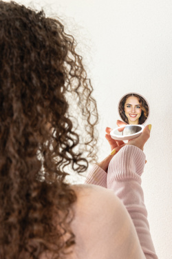 Logotrade ärikingi foto: Lumora LED laetav meigipeegel