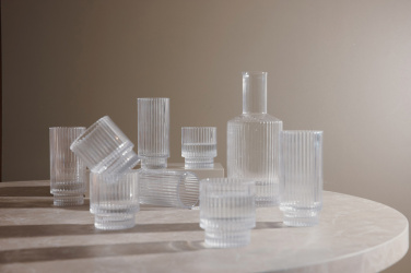 Logotrade ärikingituse foto: VINGA York tapase komplekt