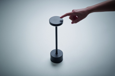 Logotrade ärikingi foto: BISTRO alumiiniumist laualamp