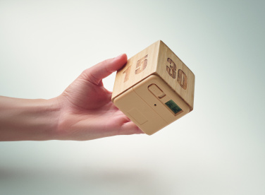 Logotrade ärikingituse foto: Bambusest keeratav edasilükkamise taimer