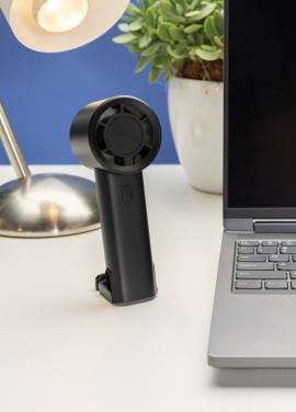 Logo trade firmakingitused foto: Twist RCS taaskasutatud plastist laetav kaasaskantav ventilaator