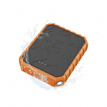 Logotrade liikelahjat kuva: Xtorm XR201 Xtreme 10 000 mAh 20 W QC3.0 vedenpitävä ja kestävä varavirtalähde taskulampulla
