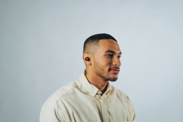 Logotrade mainoslahjat ja liikelahjat tuotekuva: Urban Vitamin Palm Springs RCS ENC nappikuulokkeet