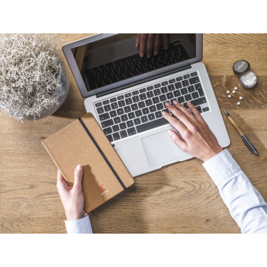 Logotrade mainoslahjat ja liikelahjat tuotekuva: CorkNote A5 Paperinen muistivihko