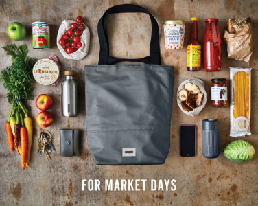 Logotrade liikelahja mainoslahja kuva: Black+Blum 16 L eristetty kauppa-/retkilaukku