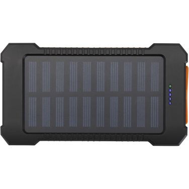 Logotrade liikelahja mainoslahja kuva: Altair 5 000 mAh:n ja 10 W:n kierrätysmuovista valmistettu kestävä aurinkoenergialla toimiva varavirtalähde, jossa on sisäänrakennettu taskulamppu