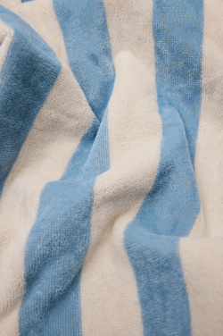 Logotrade liikelahja mainoslahja kuva: VINGA Lagoa GRS -ranta­pyyhe