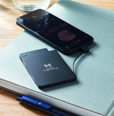 Logotrade Ideja dāvanas foto: Magnētiskā jaudas banka 2500 mAh