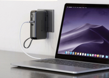 Logotrade biznesa dāvanas foto: Urban Vitamin Eureka hibrīds GANcharger 10000mah powerbank65W