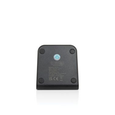 Logotrade ziemassvētku dāvanas foto: VoltPerch RCS pārstrādātas plastmasas 15 W magnētiskais bezvadu lādētājs