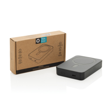 Logotrade ziemassvētku dāvanas foto: Amporia RCS pārstrādātas plastmasas 10.000mAh magnētiskā pārnēsājamā baterija