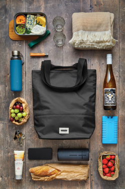 Logotrade Ideja dāvanas foto: Black+Blum 16L izolēta iepirkumu soma/dzesētāja soma