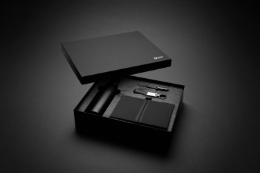 Logotrade logo dāvanas foto: Swiss Peak RCS luksusa biznesa dāvanu komplekts ar ūdens pudeli