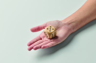 Логотрейд pекламные cувениры картинка: Schima wooden dice 3cm dia