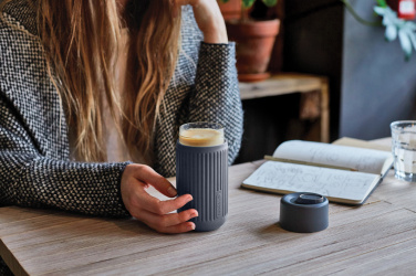 Логотрейд pекламные cувениры картинка: Дорожный стакан из стекла Black+Blum 340 мл