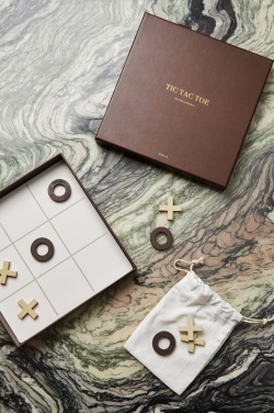 Logotrade presentreklam bild: VINGA Luffarschack coffee table