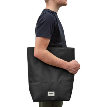 Logotrade profilprodukter bild: Black+Blum 16L Isolerad Tote-/Kylväska