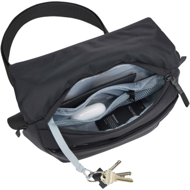 Logotrade reklamprodukter bild: Thule EnRoute crossbody-väska 2L 